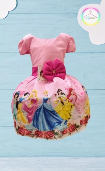Vestido Infantil tema Princesas novo